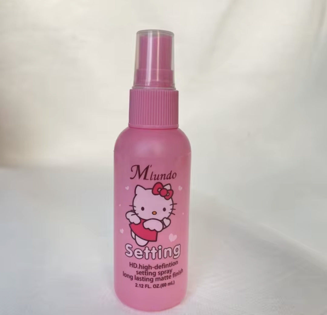 $55 Kitty fijador de maquillaje - $65 Crema de manos Melody